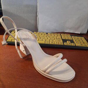 NEW !  Circus NY by Sam Edelman Women Hartlie Heeled Sandy Ivory Size 11